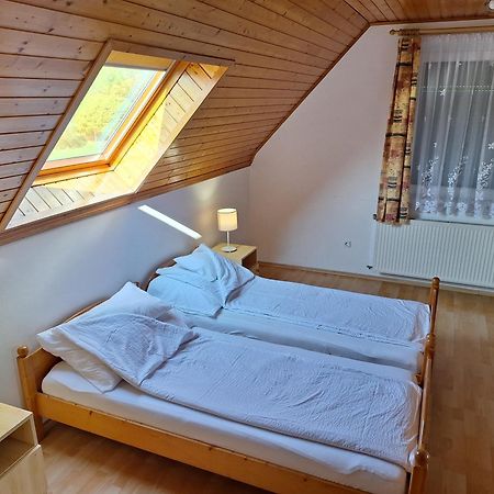 Badacsony Apartmanhaz Бадачоньтомай Экстерьер фото