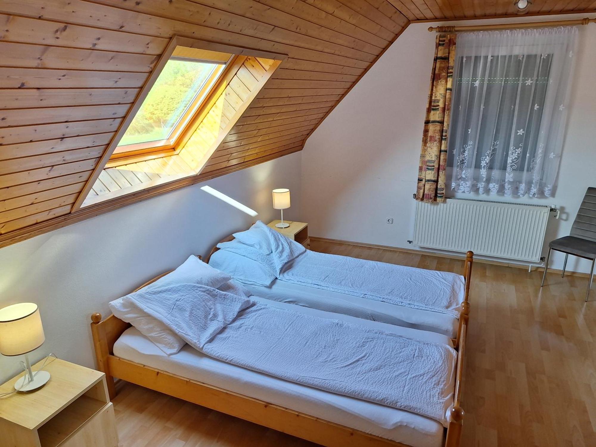 Badacsony Apartmanhaz Бадачоньтомай Экстерьер фото